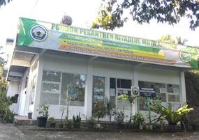 MAS RIYADLUL MUTA'ALLIMIN